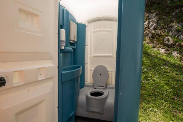 Best Portable restroom trailer rental  in New Roads, LA